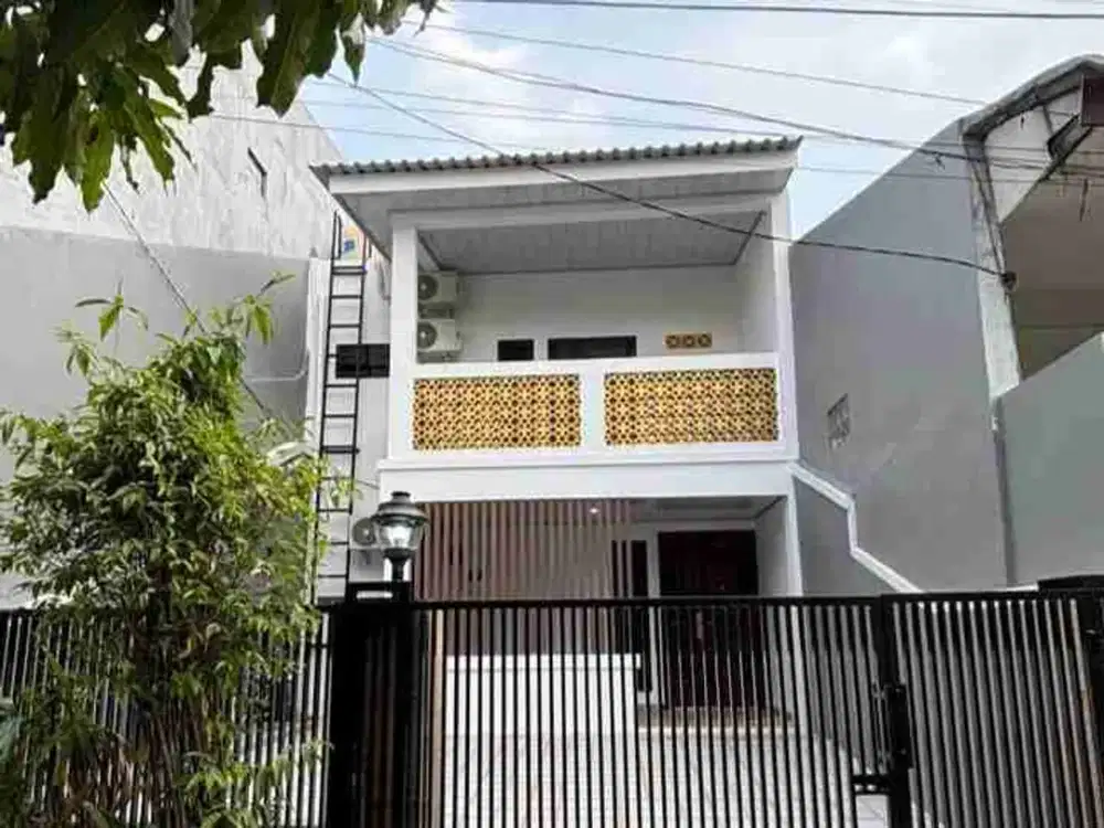 Jalan 2 Mobil! Rumah Siap Huni di Duta Kranji Bintara