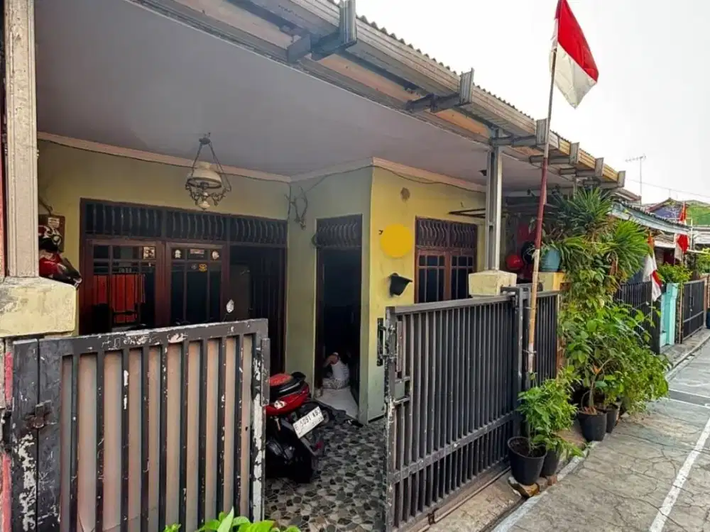 DIJUAL RUMAH 1,5 LANTAI ANTI BANJIR DI PERUMNAS 1 JAKASAMPURNA BEKASI BARAT