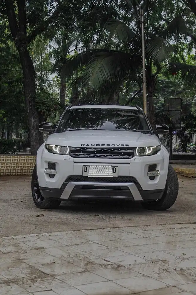 range rover evoque mint condition dan terawat