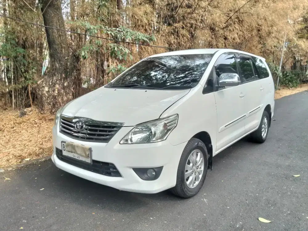 Toyota Innova G matic 2.0 tahun 2013. Pakai pribadi