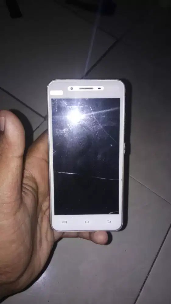 Vivo Y53 2/16 gb
