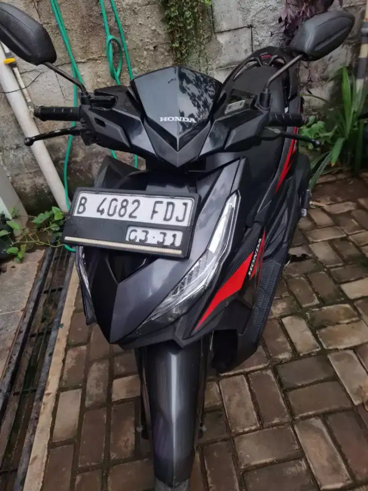 Vario 125 led old