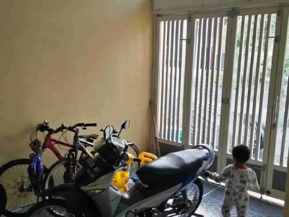 RUMAH SIAP HUNI DI PALEM PERTIWI REGENCY, MENGANTI, GRESIK