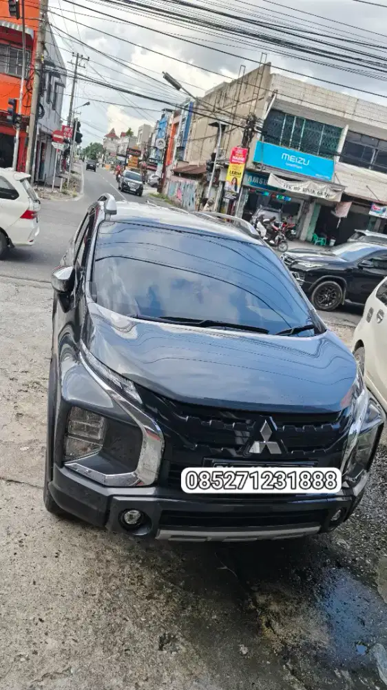 Dijual xpander cross 2022