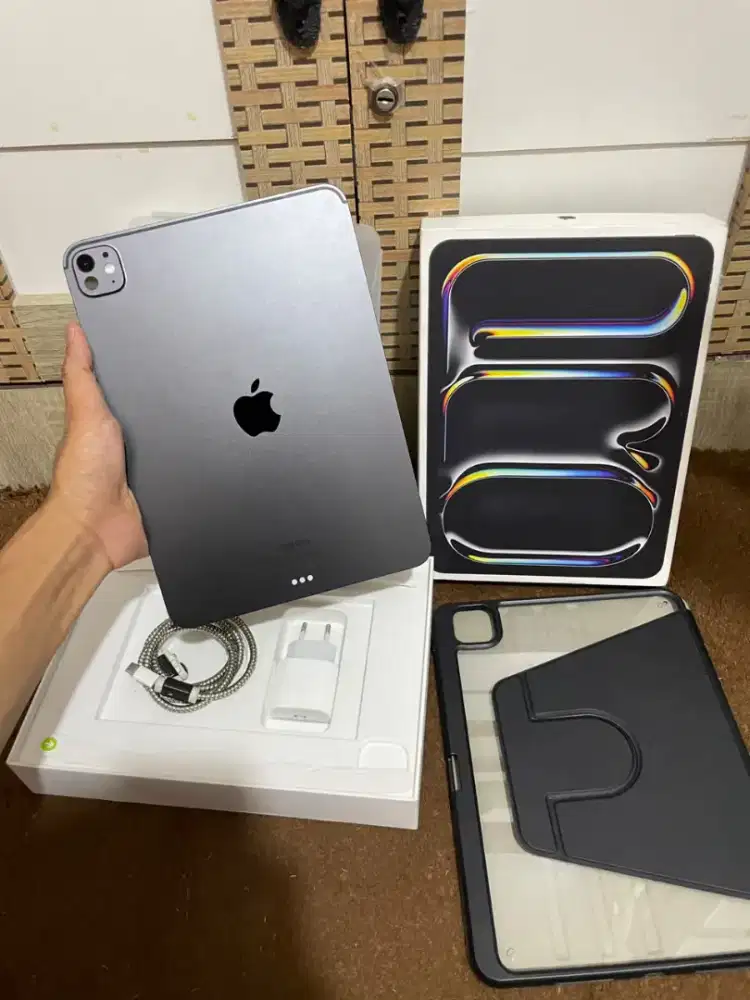 Ipad Pro M4 11inch iBox Like new