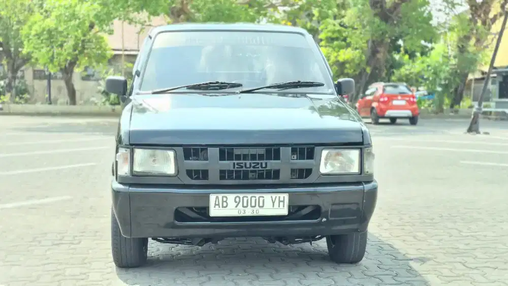 Isuzu Panther pick up 2005 murah antik