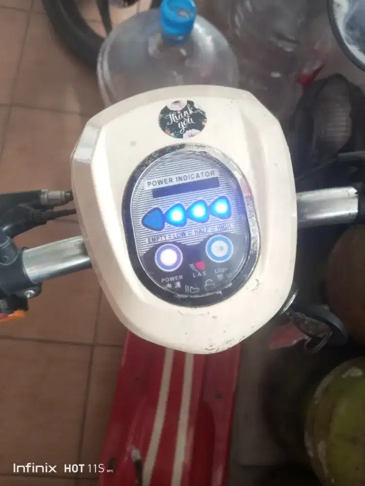 Skuter listrik baterai awet nego