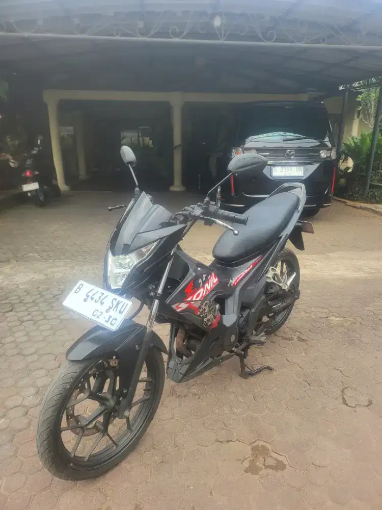 Honda Sonic 150 Tahun 2020 Hitam