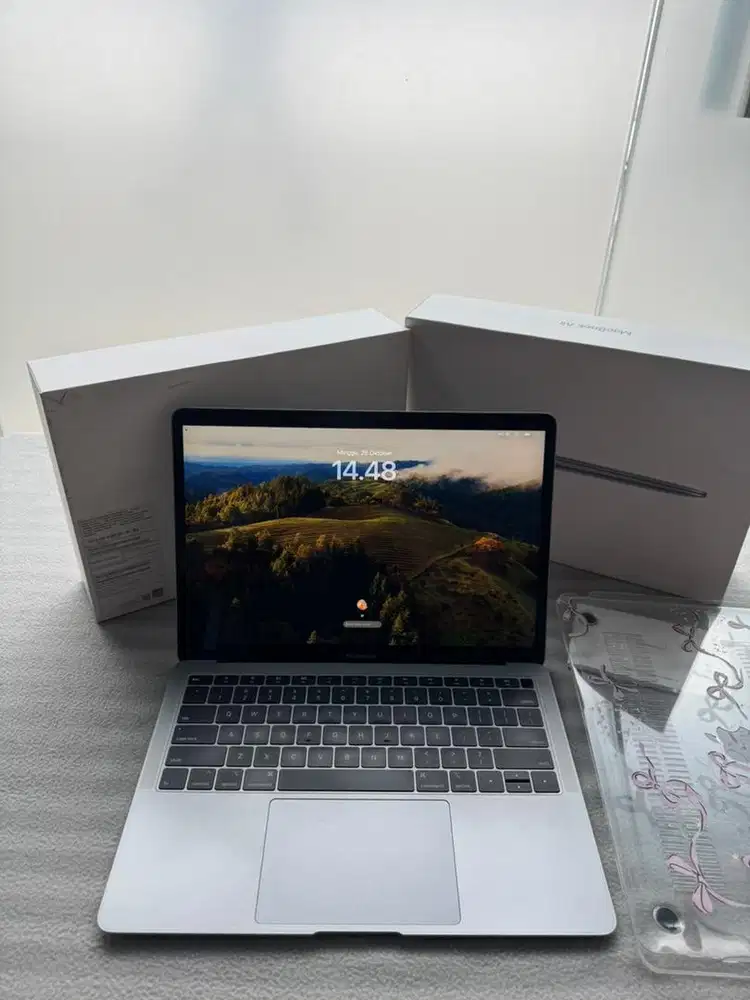Macbook Air 2019 i5 8/128gb iBox 13 inch