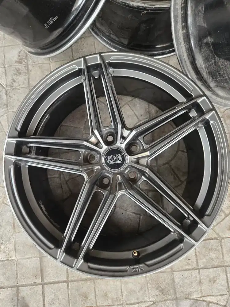 Tampilan Mobil Langsung Ganteng.Jual Velg Ring 18 Bekas Berkualitas