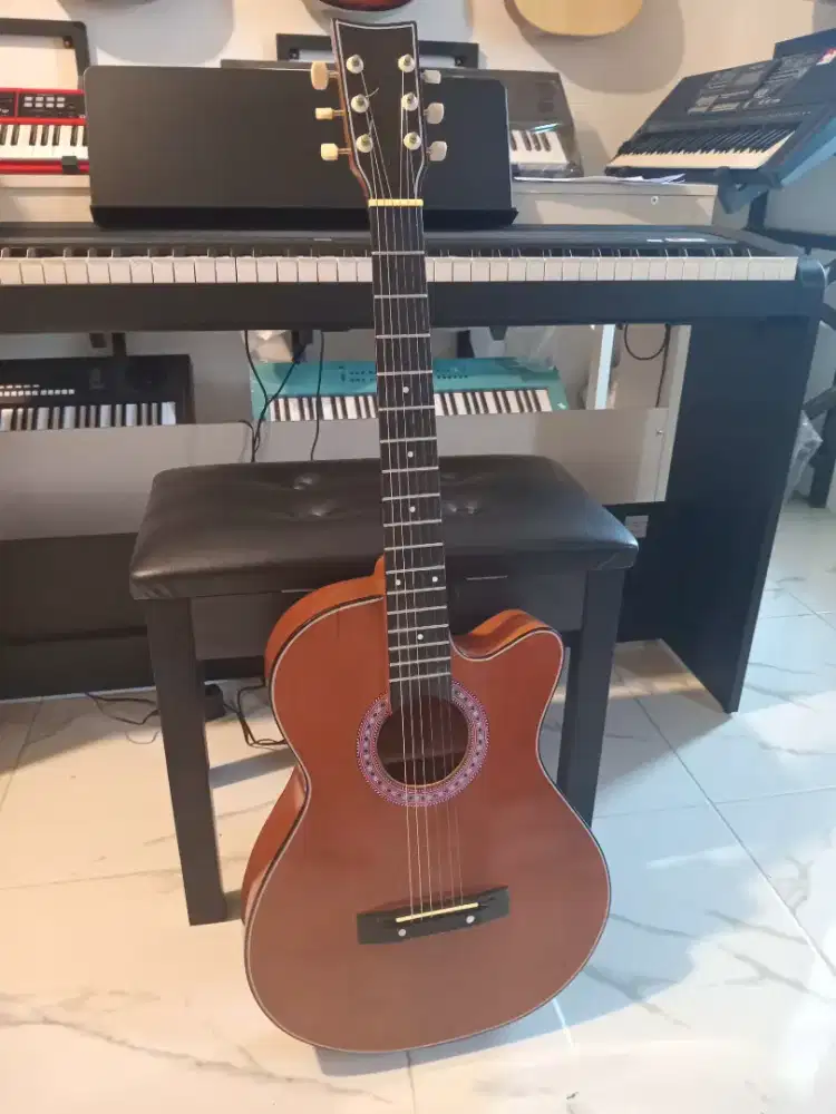 DISKON GITAR AKUSTIK YAMAHA PEMULA