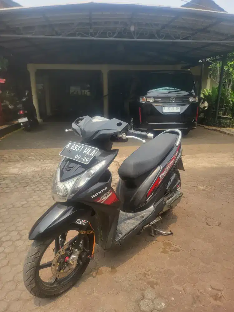 Honda Beat FI 2014 Hitam