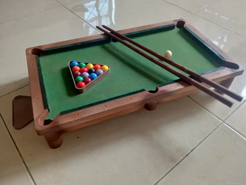 Mainan meja bilyard anak