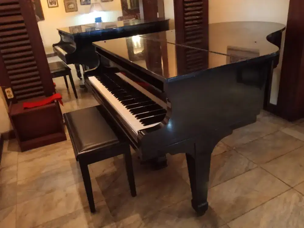 Di jual piano type KG-3