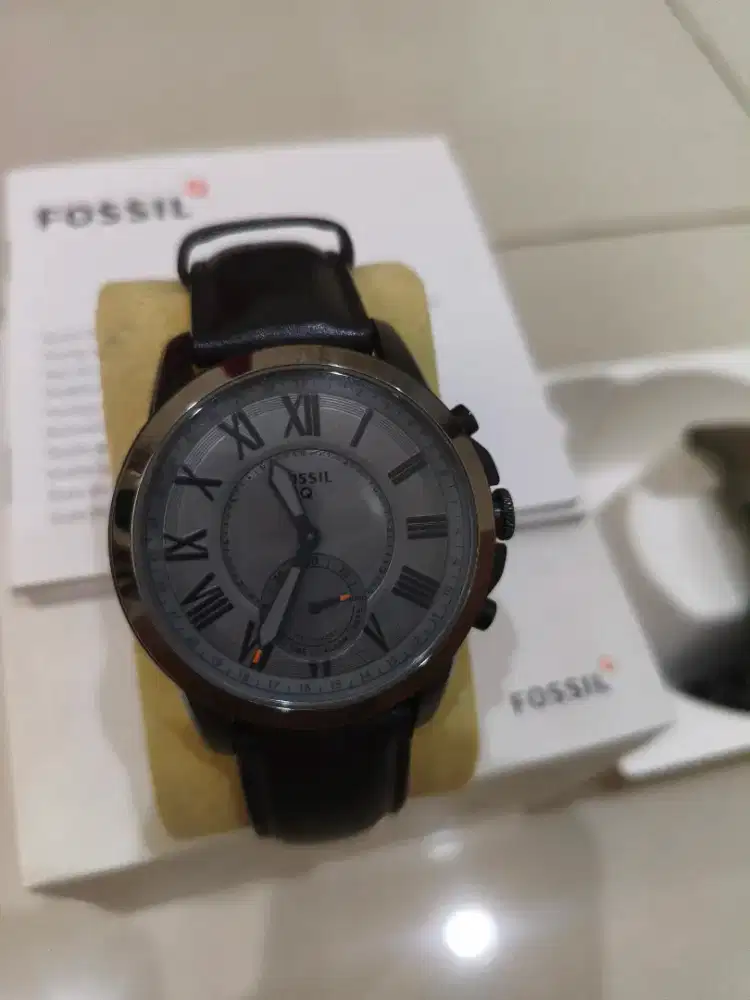 Jam tangan Fossil Q Hybrid Smartwatch