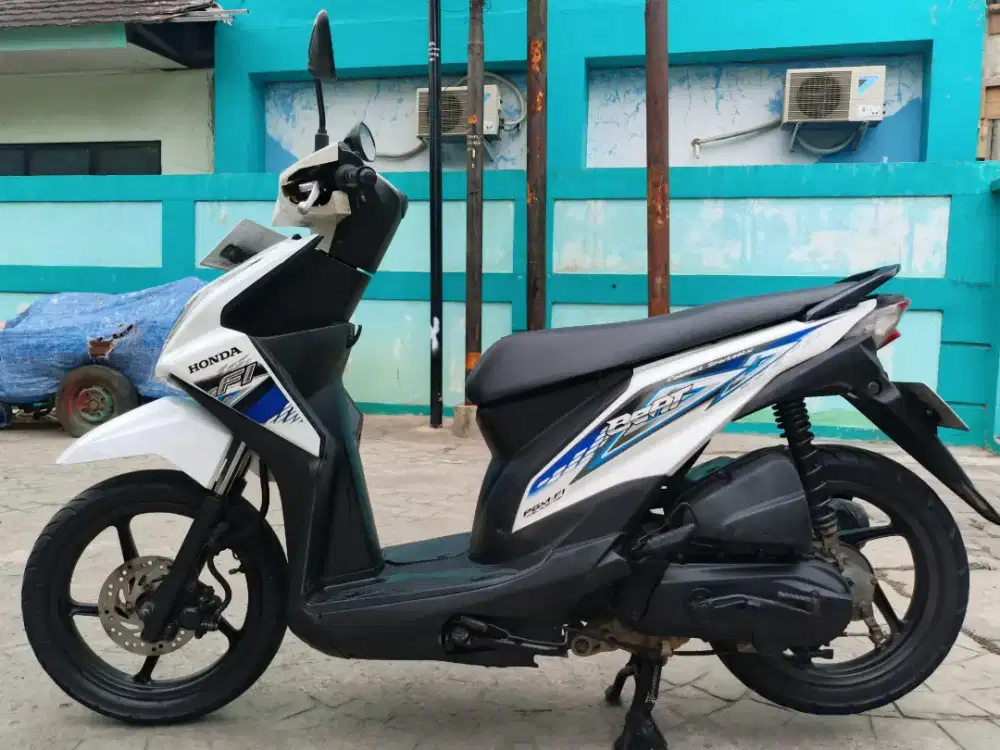 Honda beat FI 2014 stater tokcer halus mulus terawat