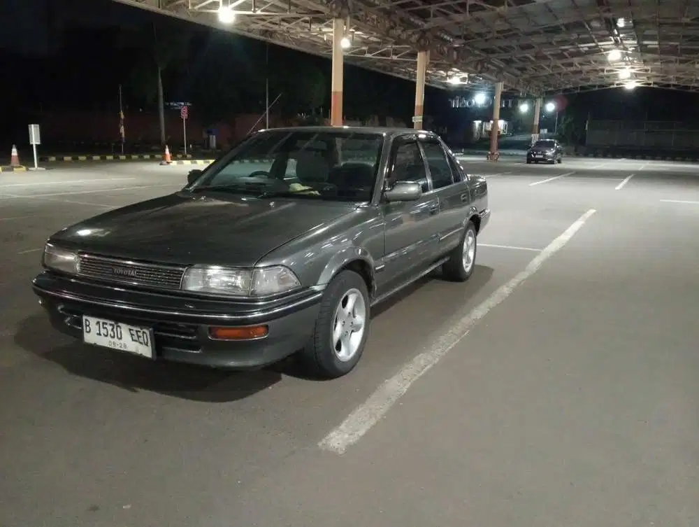 Toyota Corolla 1990 Bensin