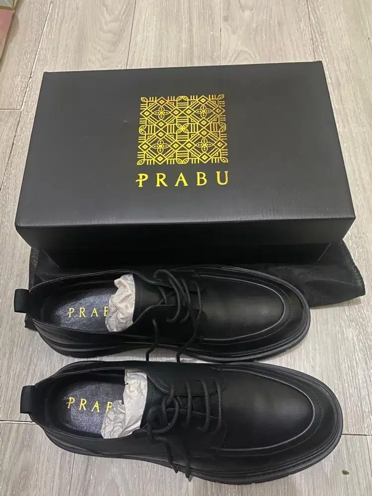 PRABU - Damar Black Sepatu Kulit Derby Hitam