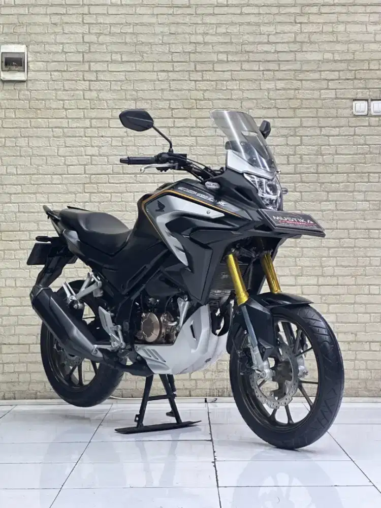 Perfect Condition!!Honda CB150X 2022 Plat jatim Odo18rb Mulus-Mustika