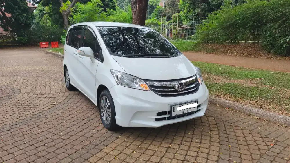 Honda Freed SD 2013 Antik
