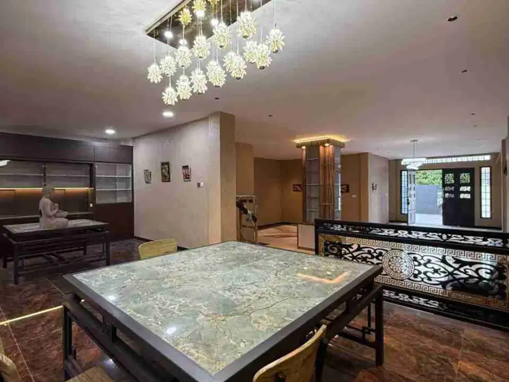 Dijual Villa JALAN SEI BAHBOLON - MEDAN BARU