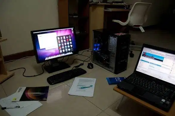 Servis PC Install Laptop