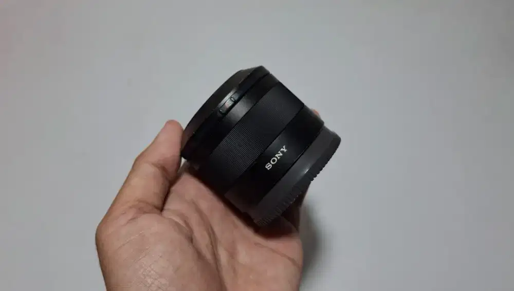 Lensa Sony Fe 35mm F2.8 Za Carl Zeiss