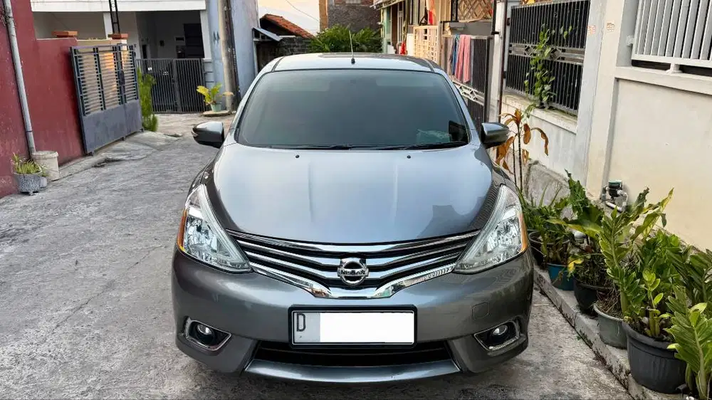 NISSAN GRAND LIVINA L11 XV MT 2018
