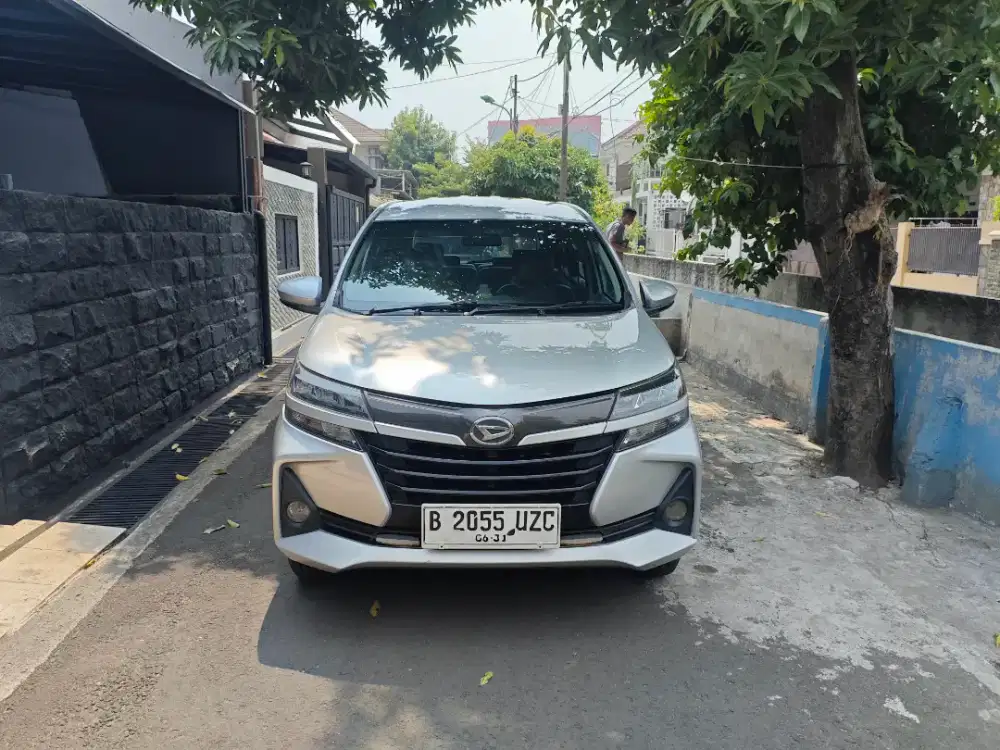 Daihatsu Xenia 1.3 X dlx MT silver  2021