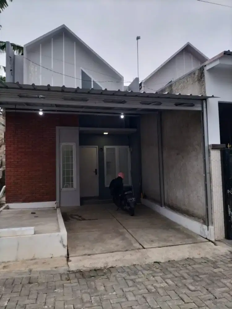 Rumah Disewakan/ Dijual Strategis di Depok Murah