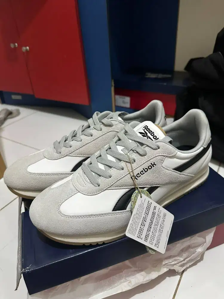 Reebok Classic masih baru