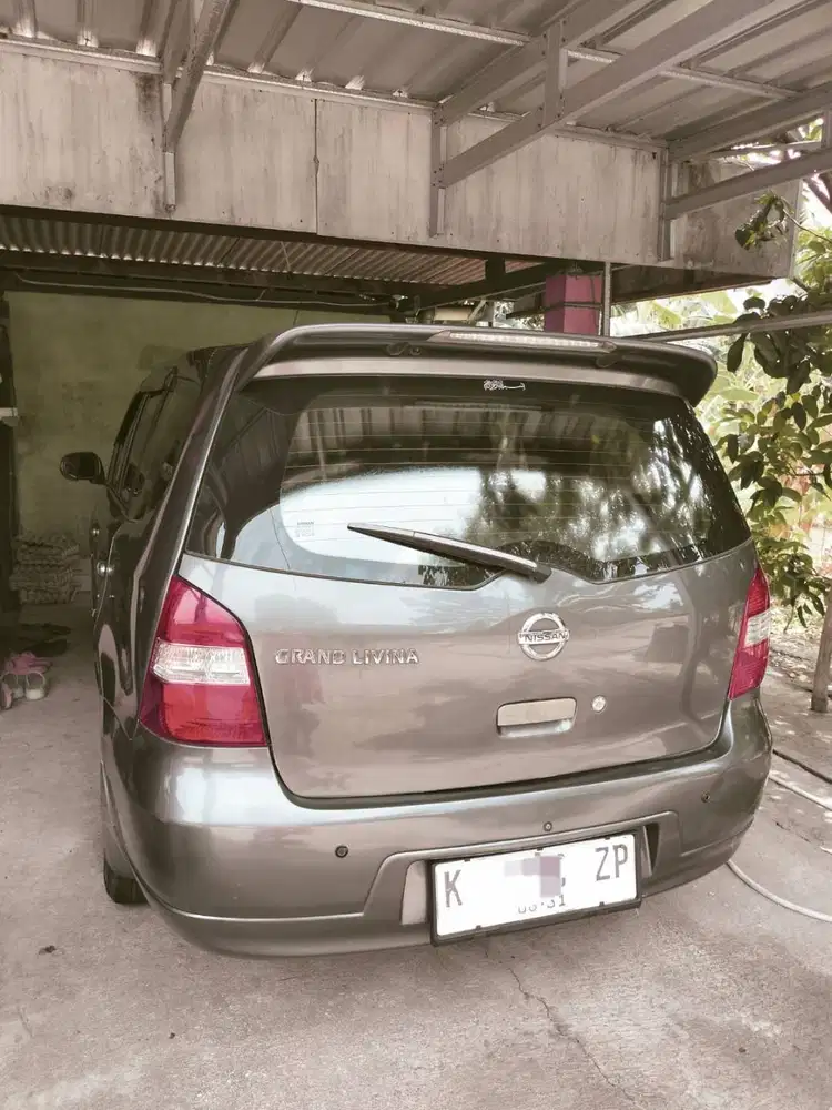 Di jual mobil nissaan. Pribadi