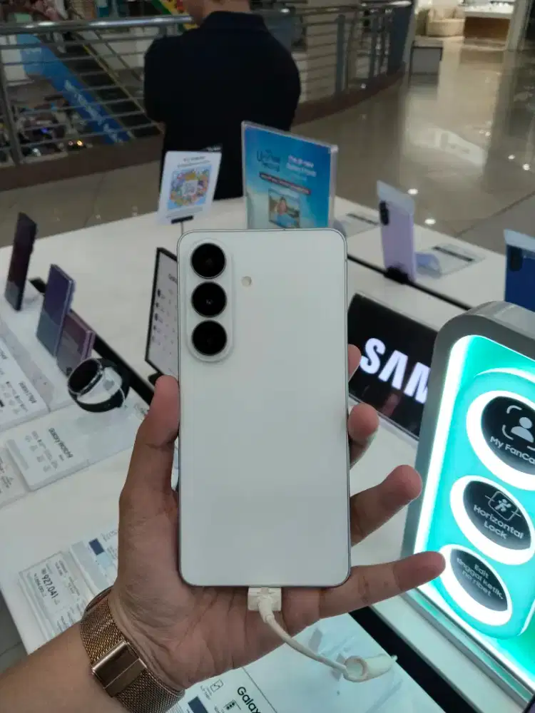 Cicilan bunga rendah samsung s26basic