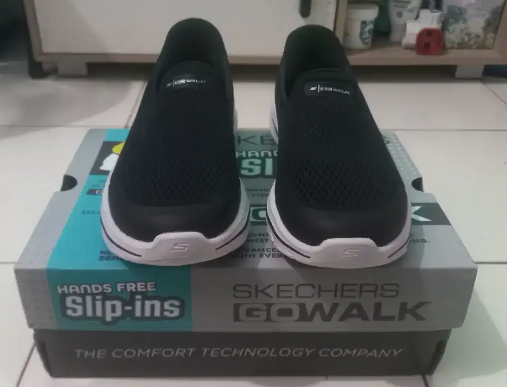 Jual sepatu bekas
