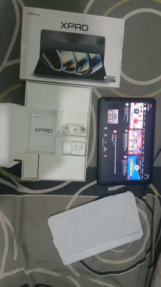 Infinix xpad 4/128 mulus.  Komplit