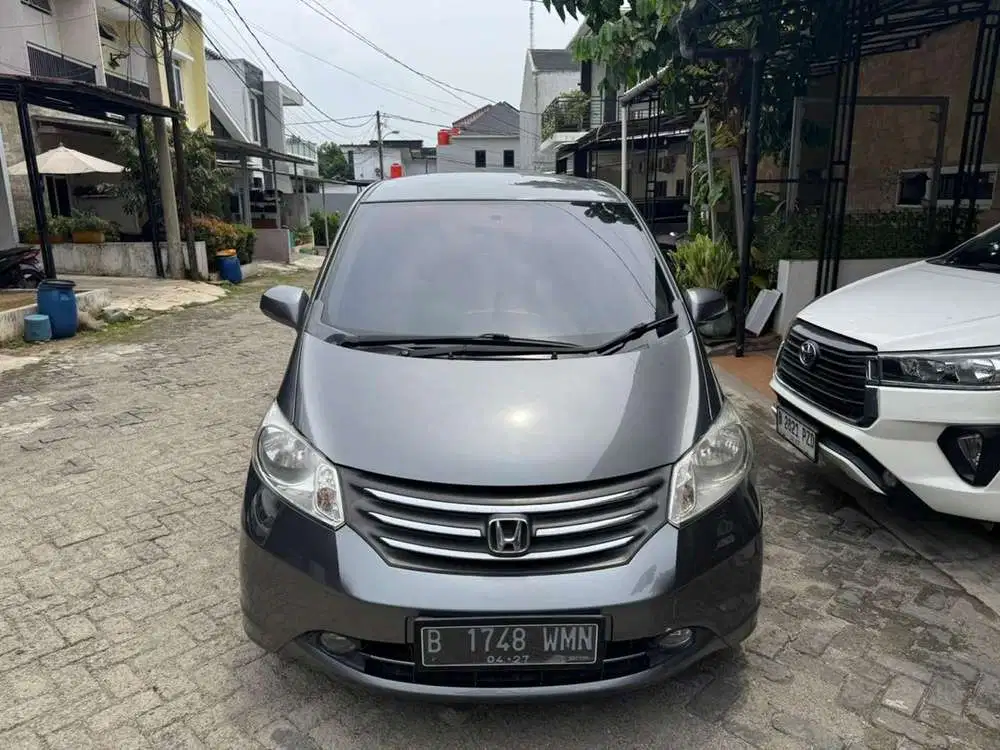 Honda Freed 2012 Bensin