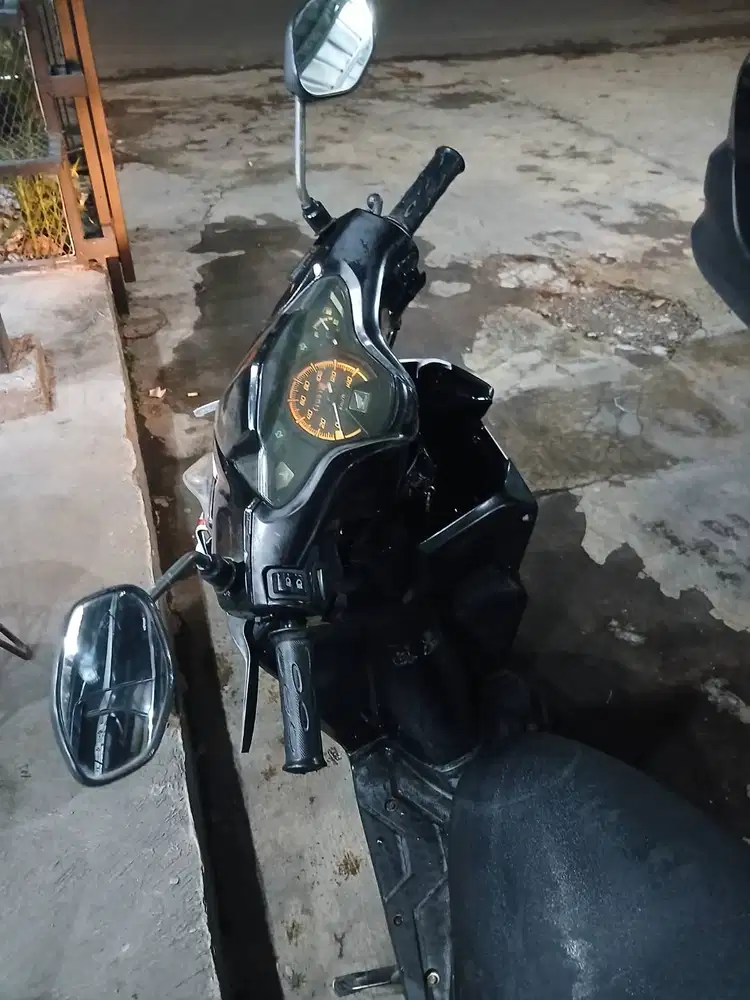 Dijual Honda Vario techno 110 tahun 2011
