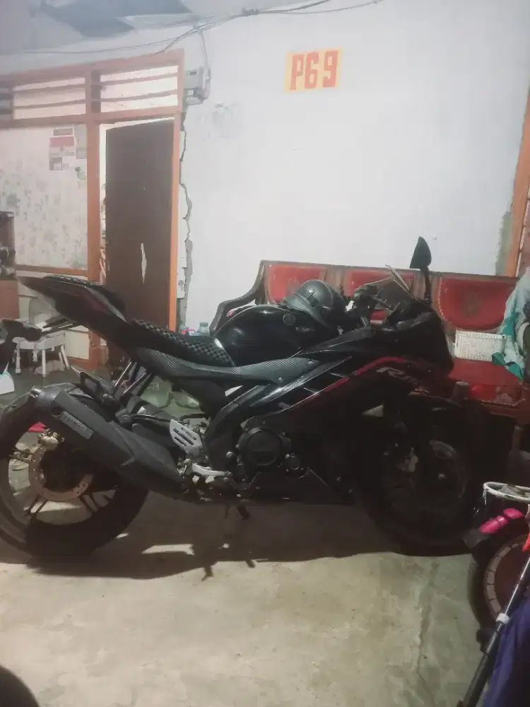 Di jual yamaha R15