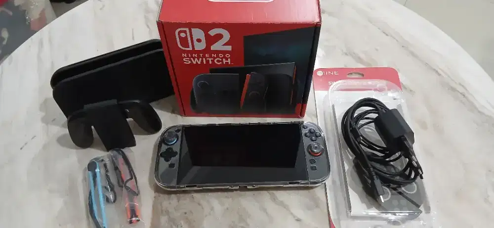 NINTENDO SWITCH 2 99% LIKE NEW