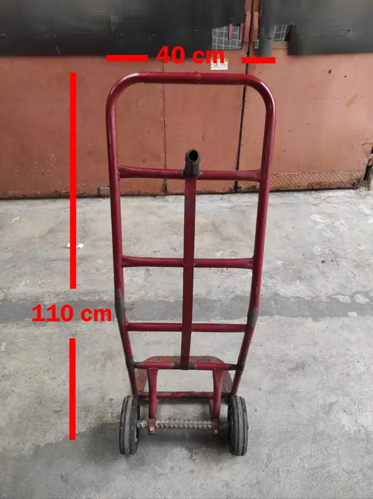 Troli Besi Angkut Barang Bekas