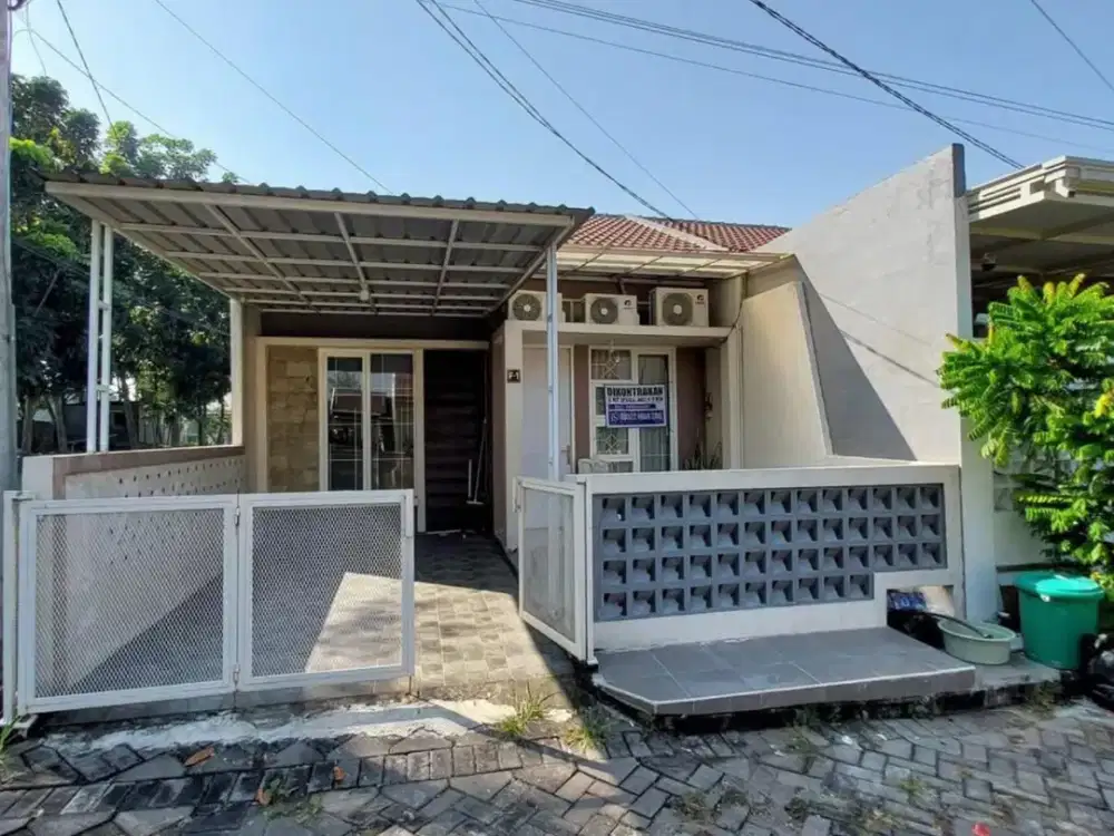 SEMI FURNISHED, RUMAH JADE HAMLET, MENGANTI GRESIK. MURAH SIAP HUNI TERAWAT