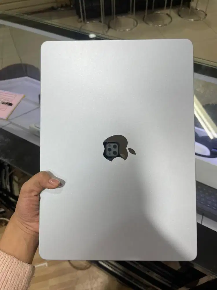 Macbook air m5 16/512gb