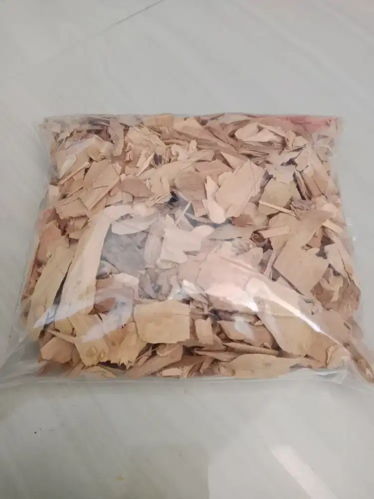 kayu cendana chips untuk dupa hio