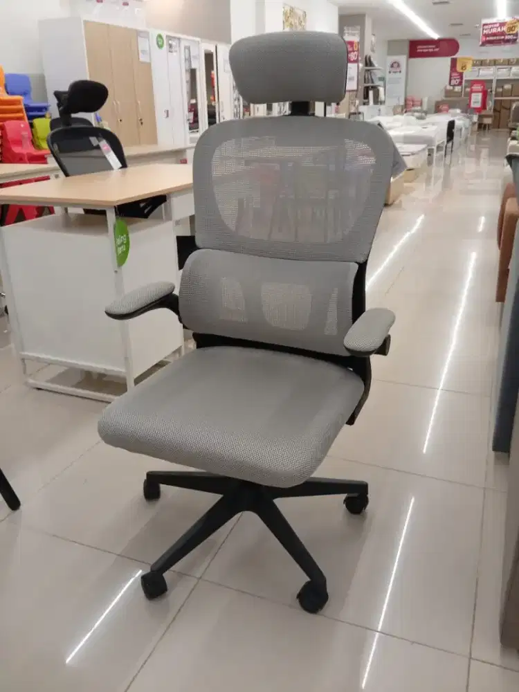 Kursi kantor yugo