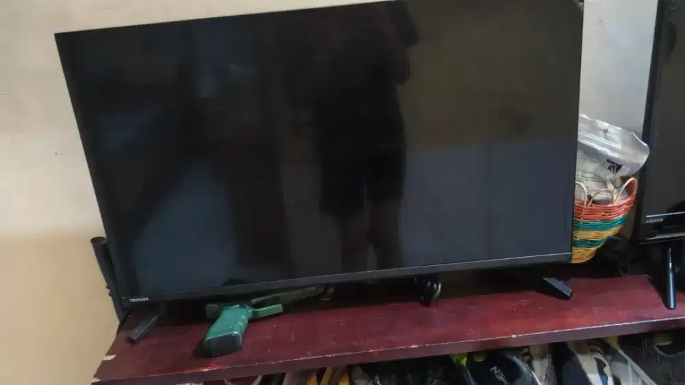 Dijual tv Toshiba 32 inci