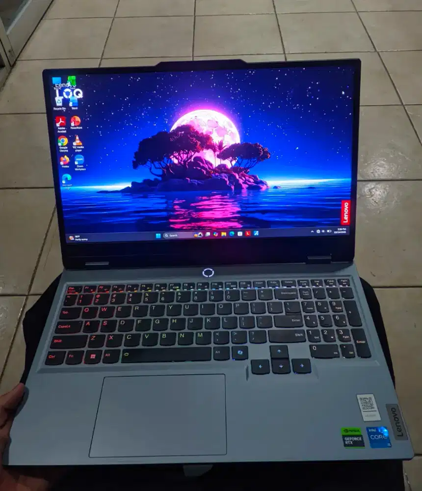 Dijual Laptop Lenovo LOQ 15IRX9 Core i5 gen13 RTX 4050 6GB