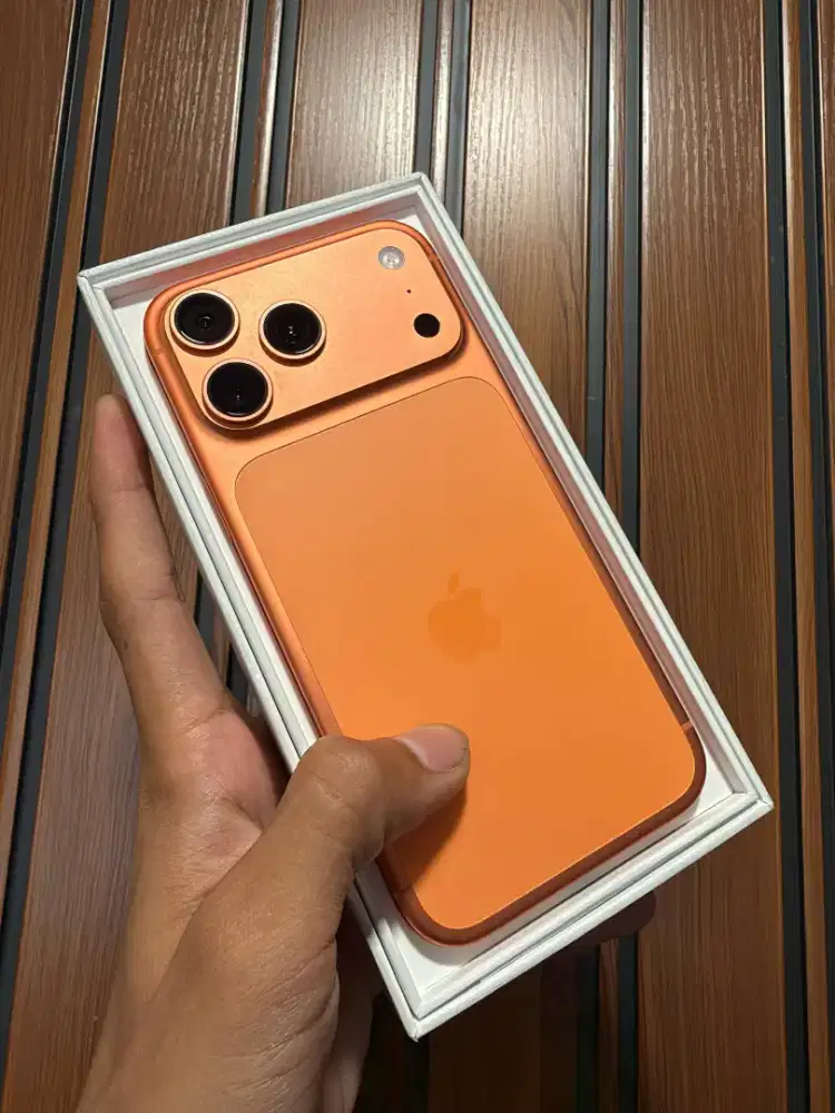 iPhone 17 promax orange 256gb ibox