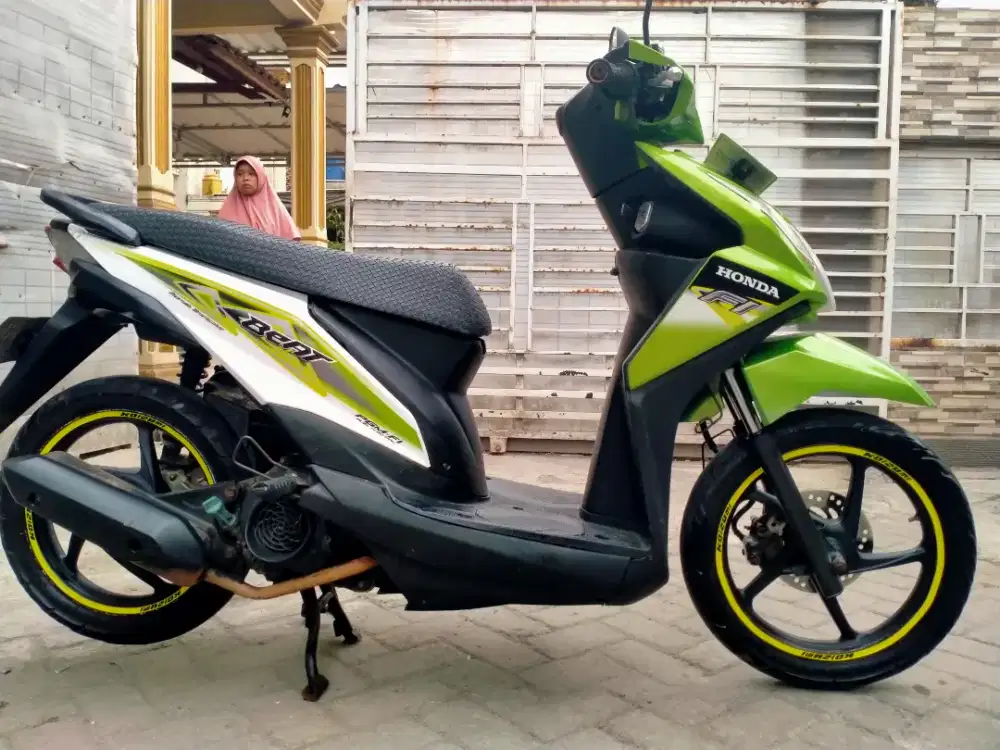Honda Beat injeksi lengkap motor sehat keterangan detail dibawah