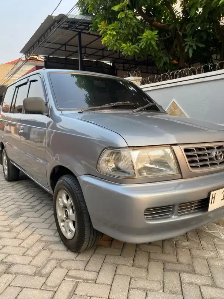 Kijang 2002/2001 EFi 1,8 istimewa original mulus