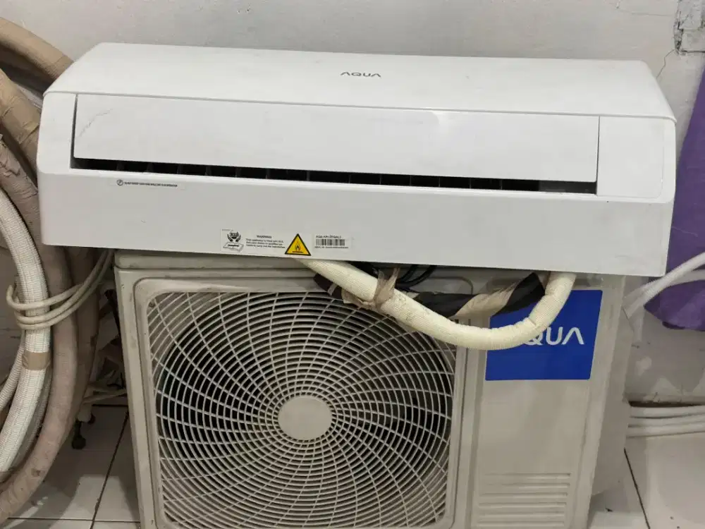 Jual AC Merek AQUA 1,5 PK (Nego)